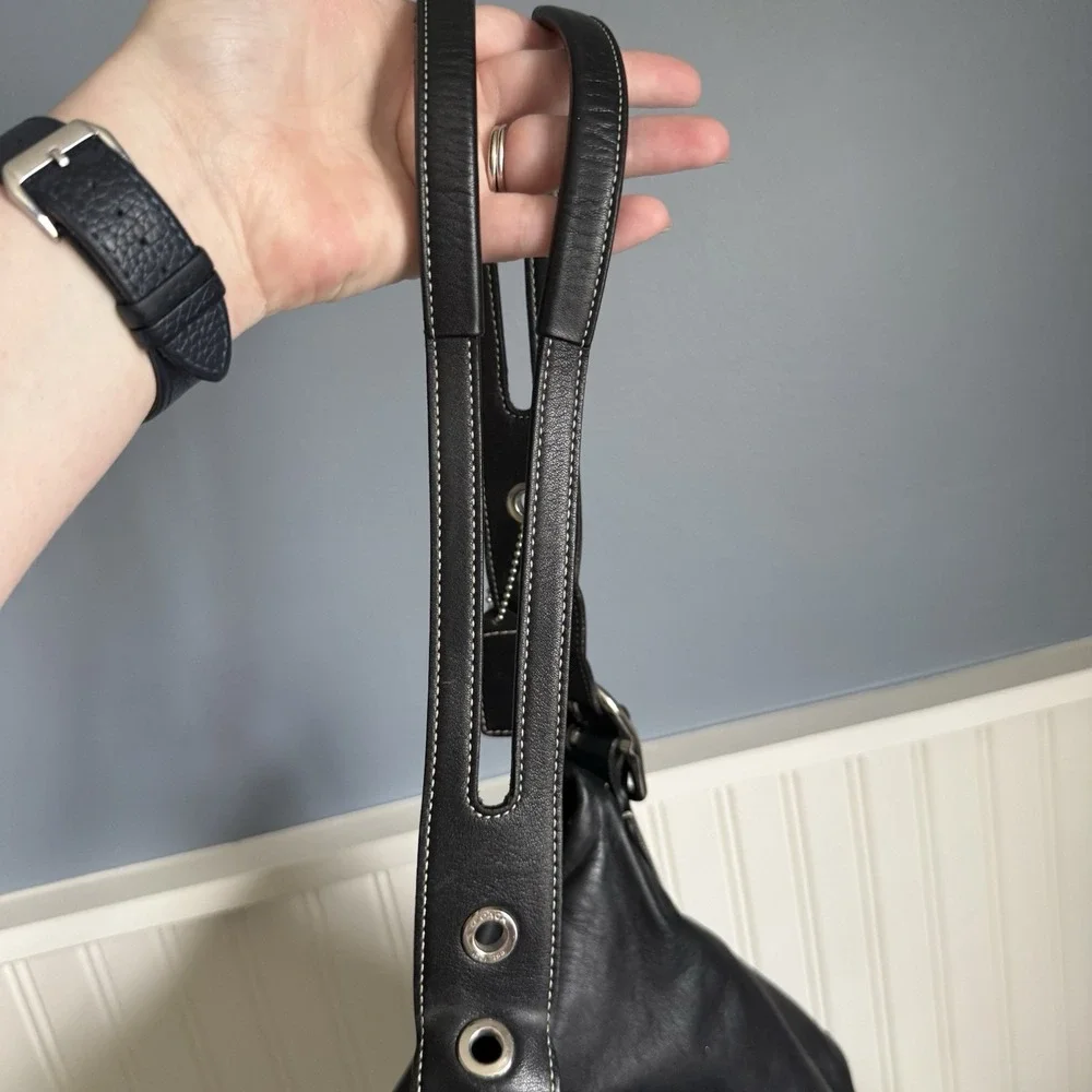 Vintage COACH BLACK East/West Soft Leather Duffle TASSEL Hobo Shoulder Bag Purse